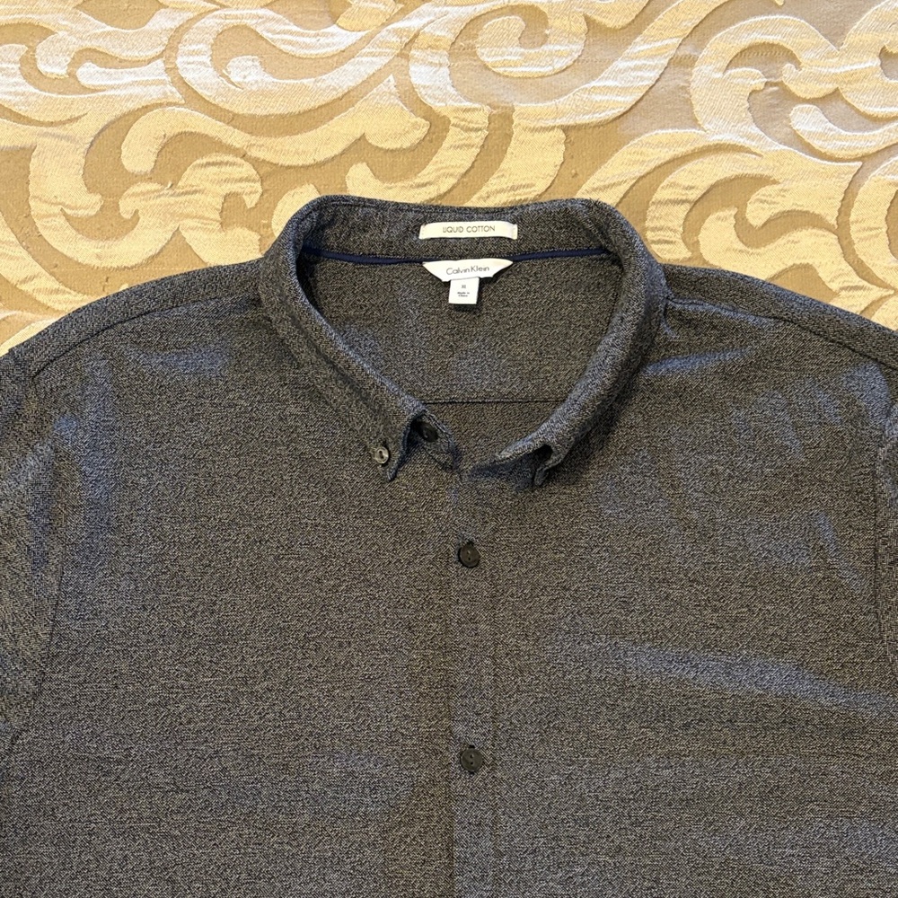 Calvin Klein Men's Dark Gray Casual Shirt